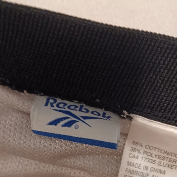 4/$40 Thick White Reebok Tee - Size Large - Picture 8 of 9